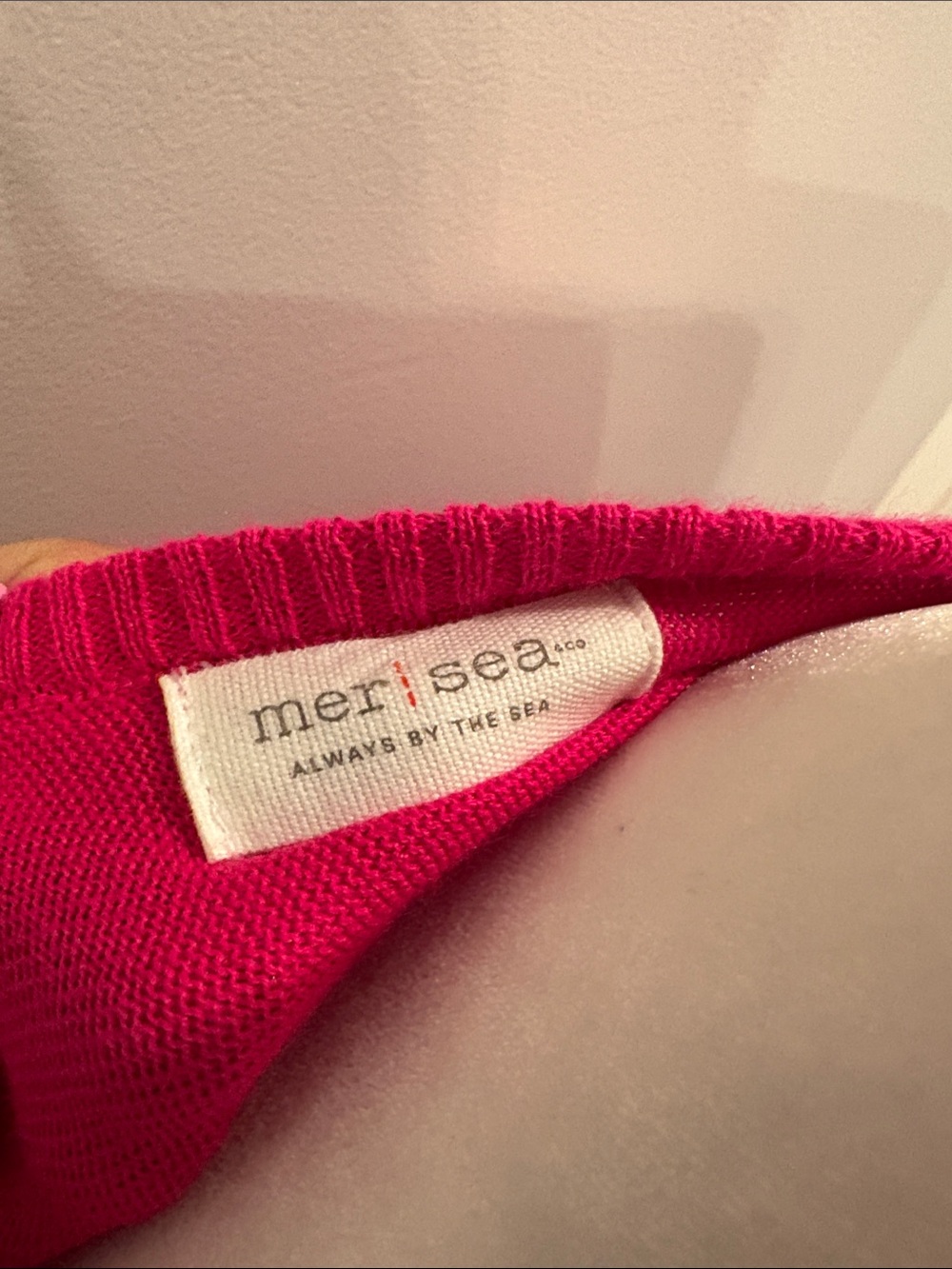 Mer Sea one size bright pink Sweater - Picture 2 of 5